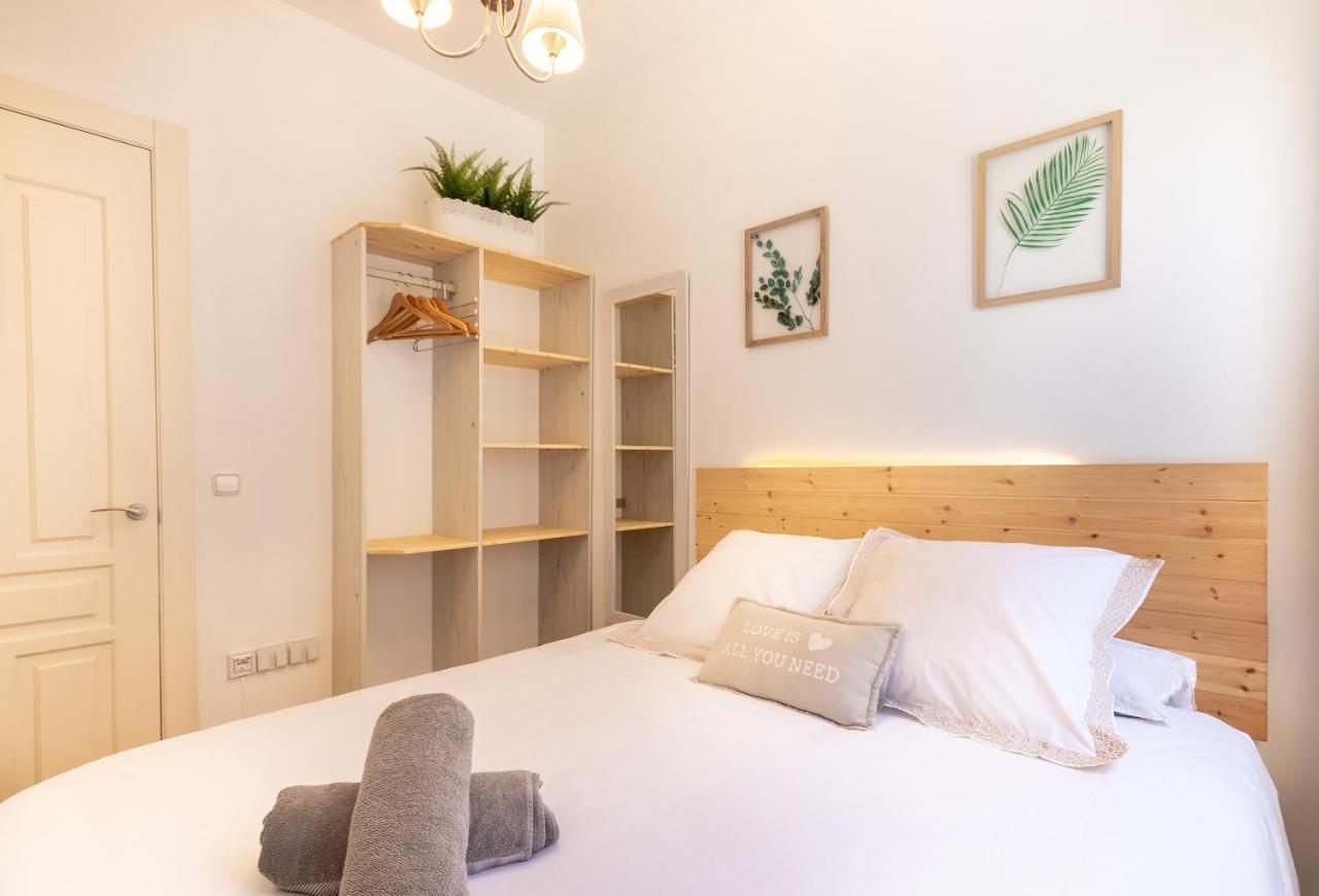 Apartment between Old Town&Guggenheim!! With Parking!! Bilbao Buitenkant foto